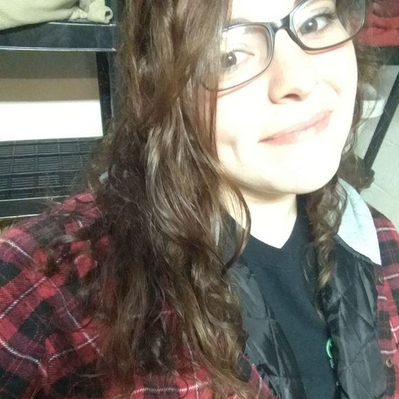 Meet your Posher, Rachel - Picture 1 of 1
