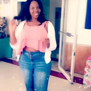 Meet your Posher, Jennie