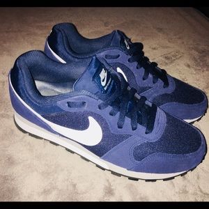 Nike MD Runner 2 Shoes