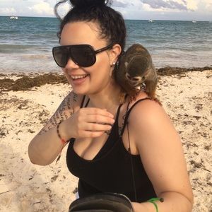 Meet your Posher, Luisa