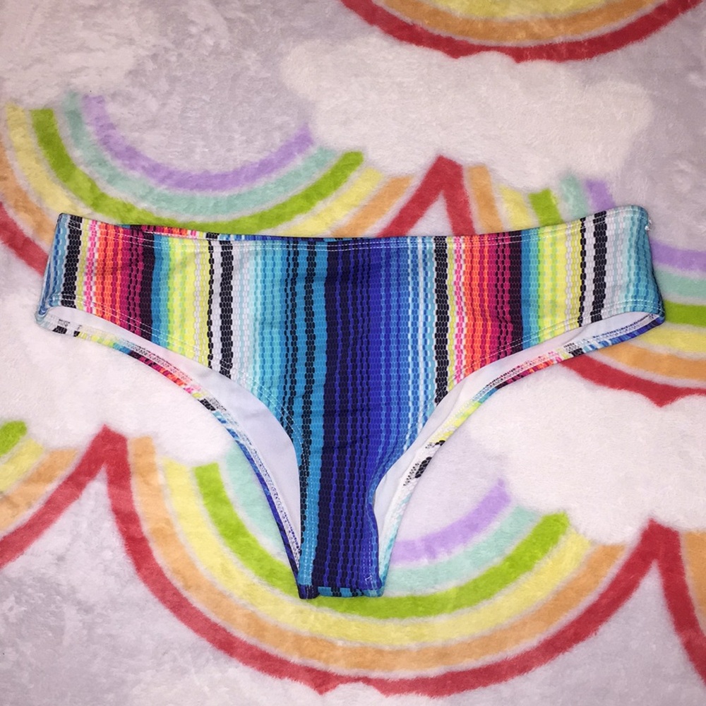 NWT f21 bikini