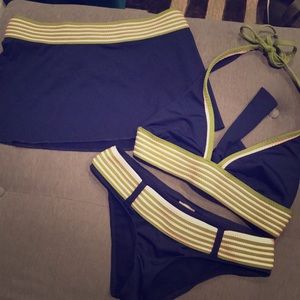 Lucky bikini with matching skirt