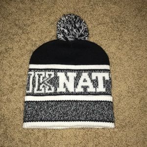 Grey slouchy VS Pink beanie