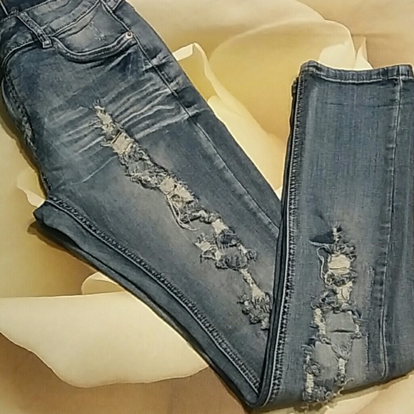 Rue 21 destroyed jeans - Picture 2 of 3
