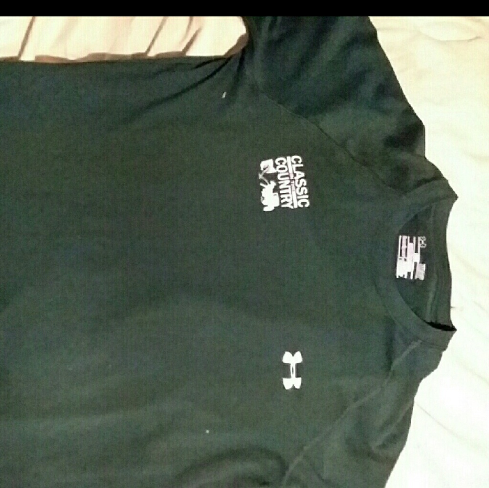 Under armor shirt