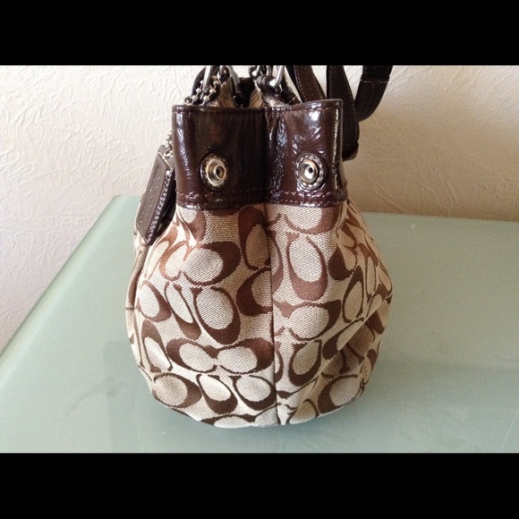 Sold - Picture 3 of 8