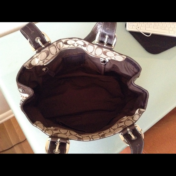 Sold - Picture 5 of 8