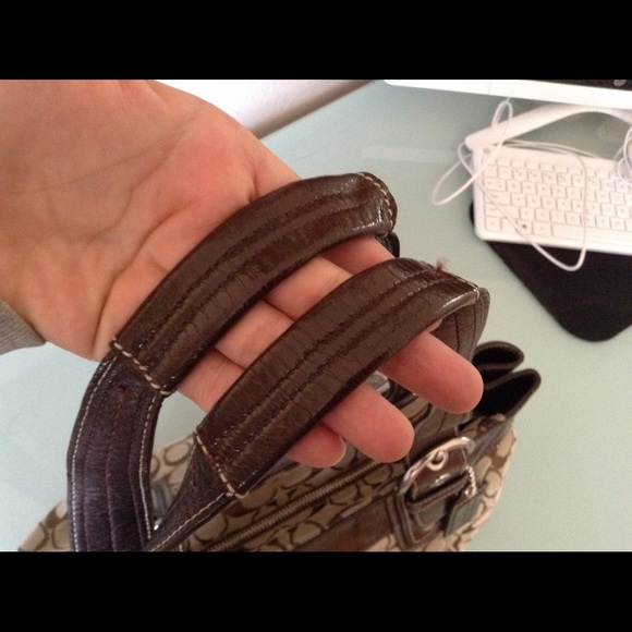 Sold - Picture 6 of 8