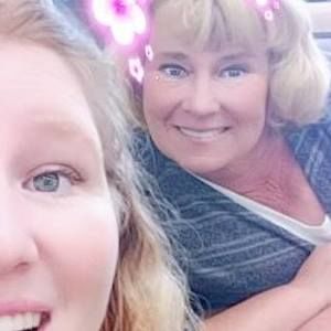 Meet your Posher, Lynette
