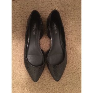 Cathy jeans black flats