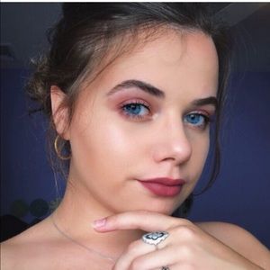 Meet your Posher, Kaylee