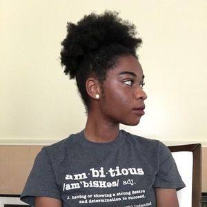 Meet your Posher, Efua