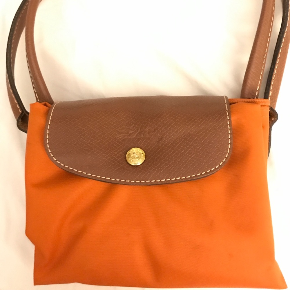 Longchamp long handle Le Pliage in Orange