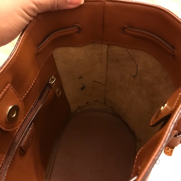 Ralph Lauren bucket bag - Picture 4 of 6