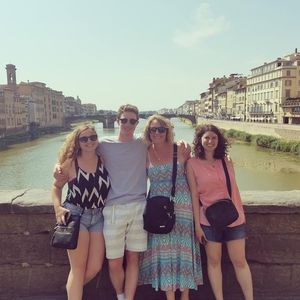 Meet your Posher, Tracy