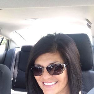 Meet your Posher, Yvette