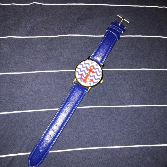 Cute blue nautical watch - Picture 2 of 4