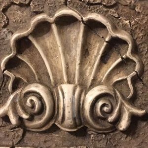 Meet your Posher, Henretta