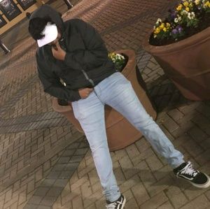 Meet your Posher, Ivan