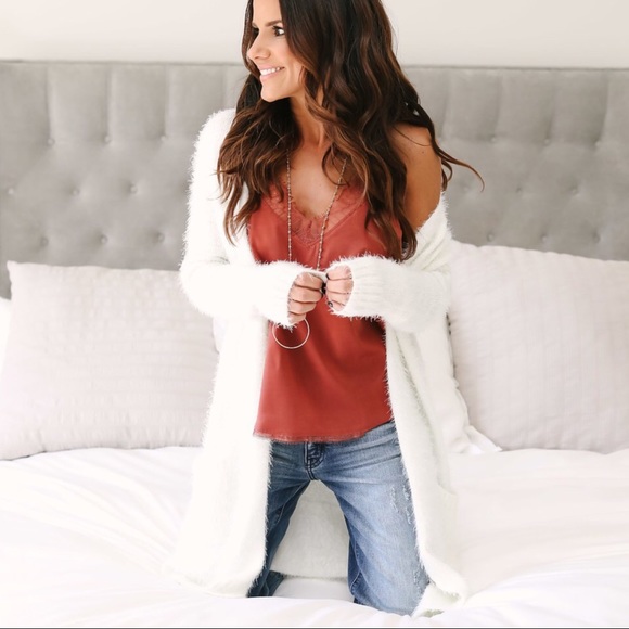 1 LEFT‼️SALE‼️Uber Soft Long Cardigan - Picture 3 of 7