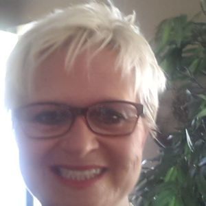 Meet your Posher, Pam