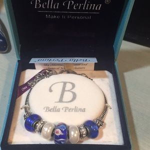🌸 BELLA PERLINA BEAD CHARM BRACELET