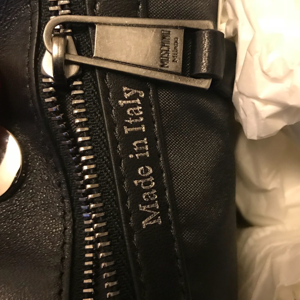 🎉SOLD ON EBAY🎉 - Moschino Camo Print Tote (NEW) - Picture 11 of 16