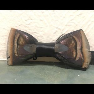 Bow tie