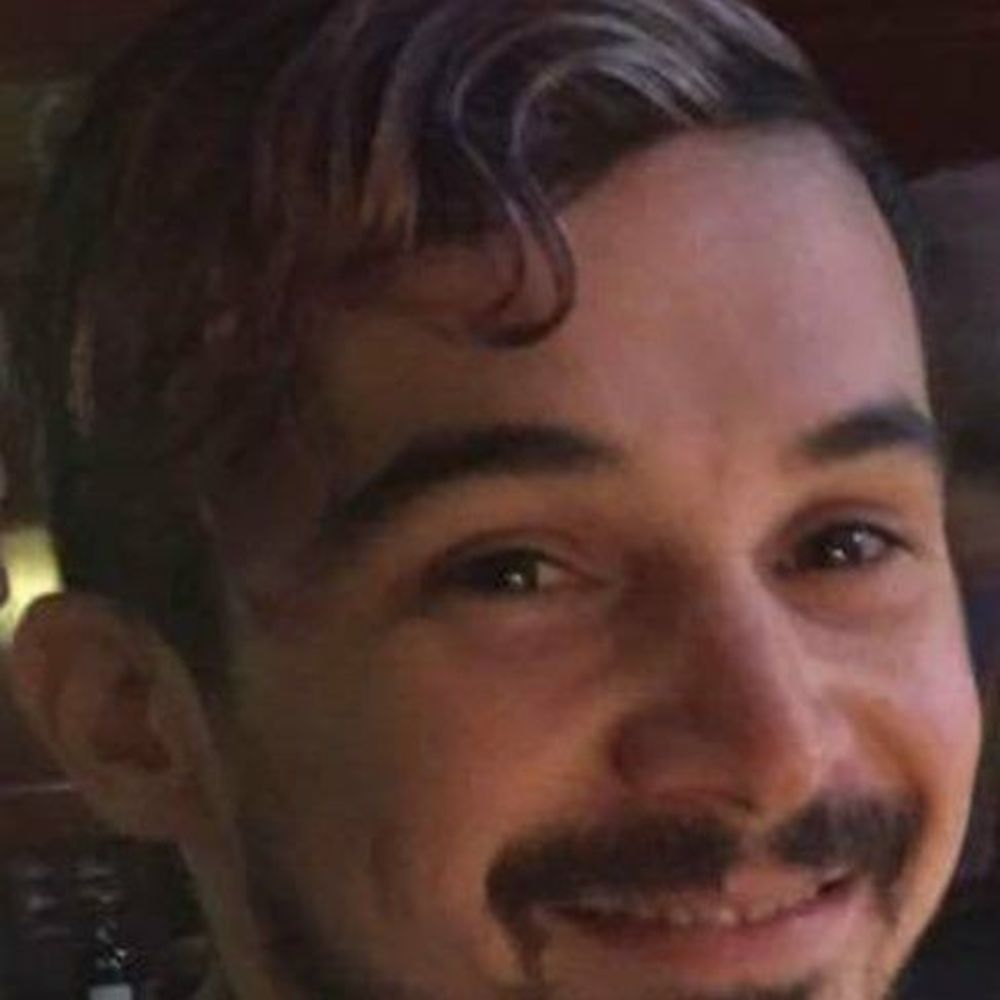 Meet your Posher, Connor