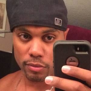 Meet your Posher, Cliff