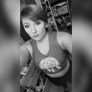 Meet your Posher, Dominique