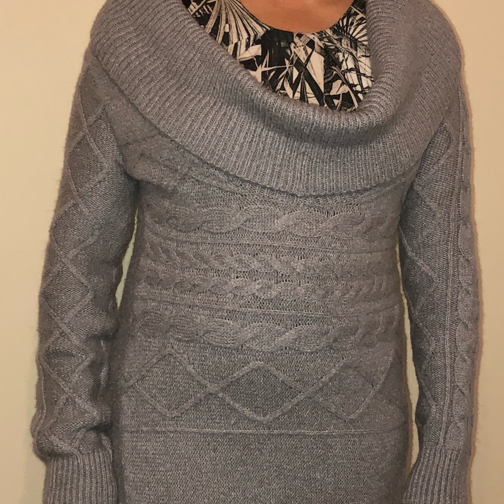 Romeo & Juliet Couture sweater