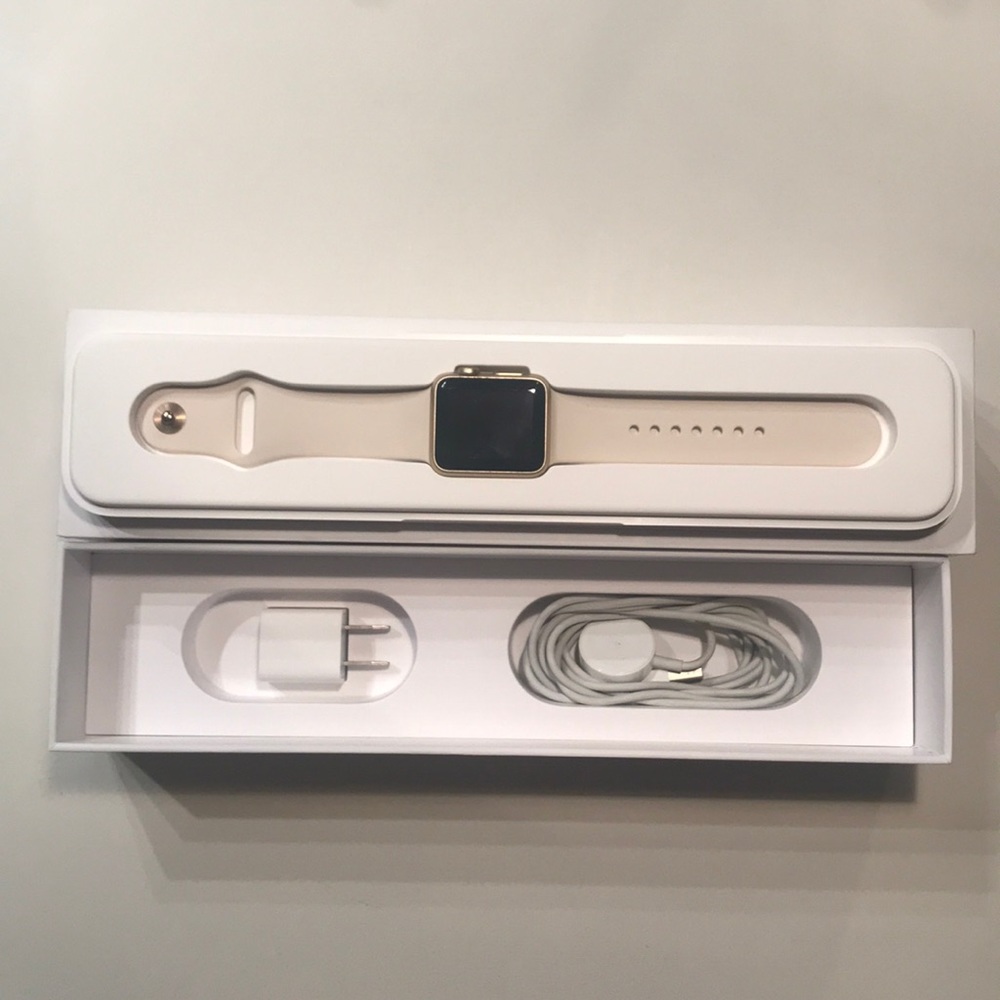 Apple Watch Series 1 Aluminum Case with Sport Band