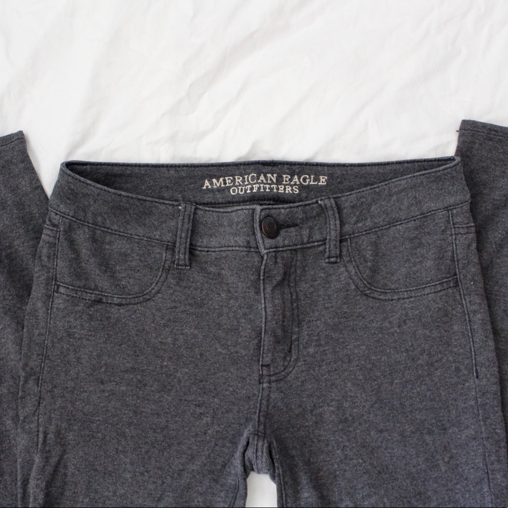 American Eagle Super Stretch Jegging