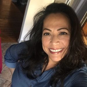 Meet your Posher, Rafaela