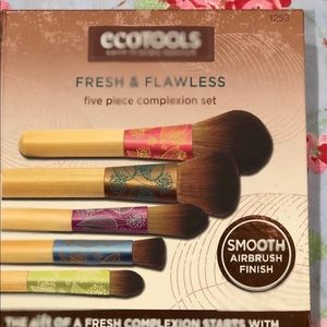 EcoTools fresh & flawless makeup brush set NEW