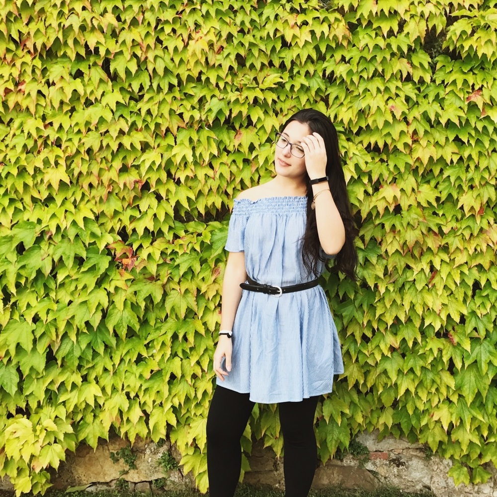 Meet your Posher, Emily