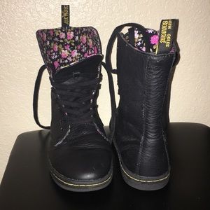 DR.Martens boots