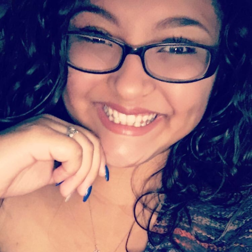 Meet your Posher, Alyna