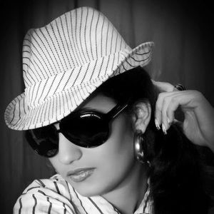 Meet your Posher, Alina