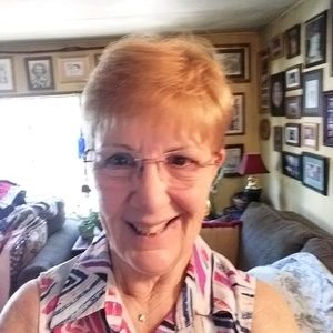 Meet your Posher, Dana