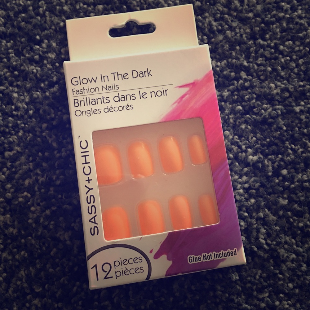 FREE WITH ANY PURCHASE!
