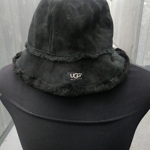 ugg shearling bucket hat