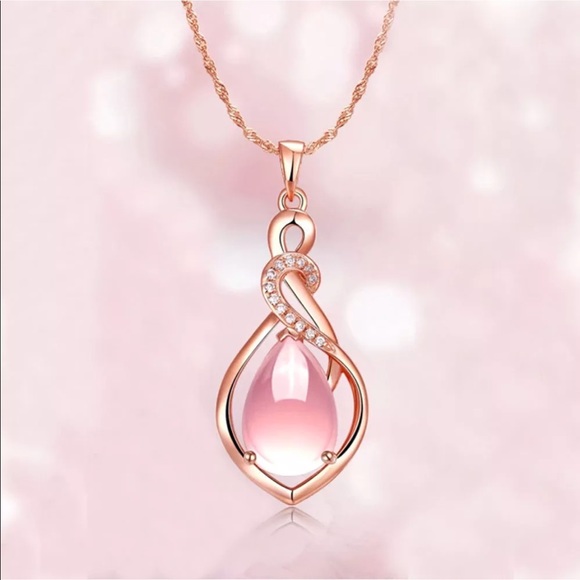 Jewelry - OPAL NECKLACE