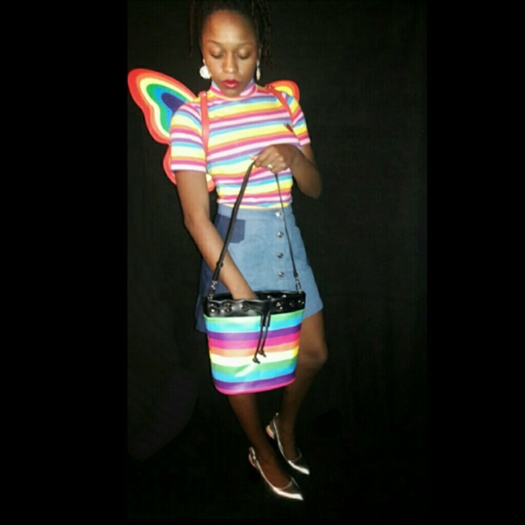 💥SALE💥 Rainbow Bucket Bag - Picture 3 of 5