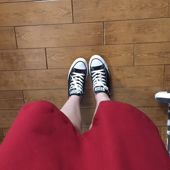 Cute Red Mini Skirt - Picture 3 of 4