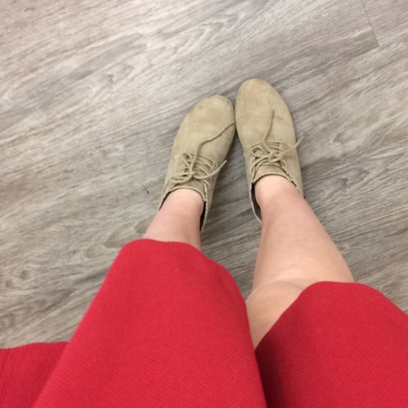 Cute Red Mini Skirt - Picture 4 of 4