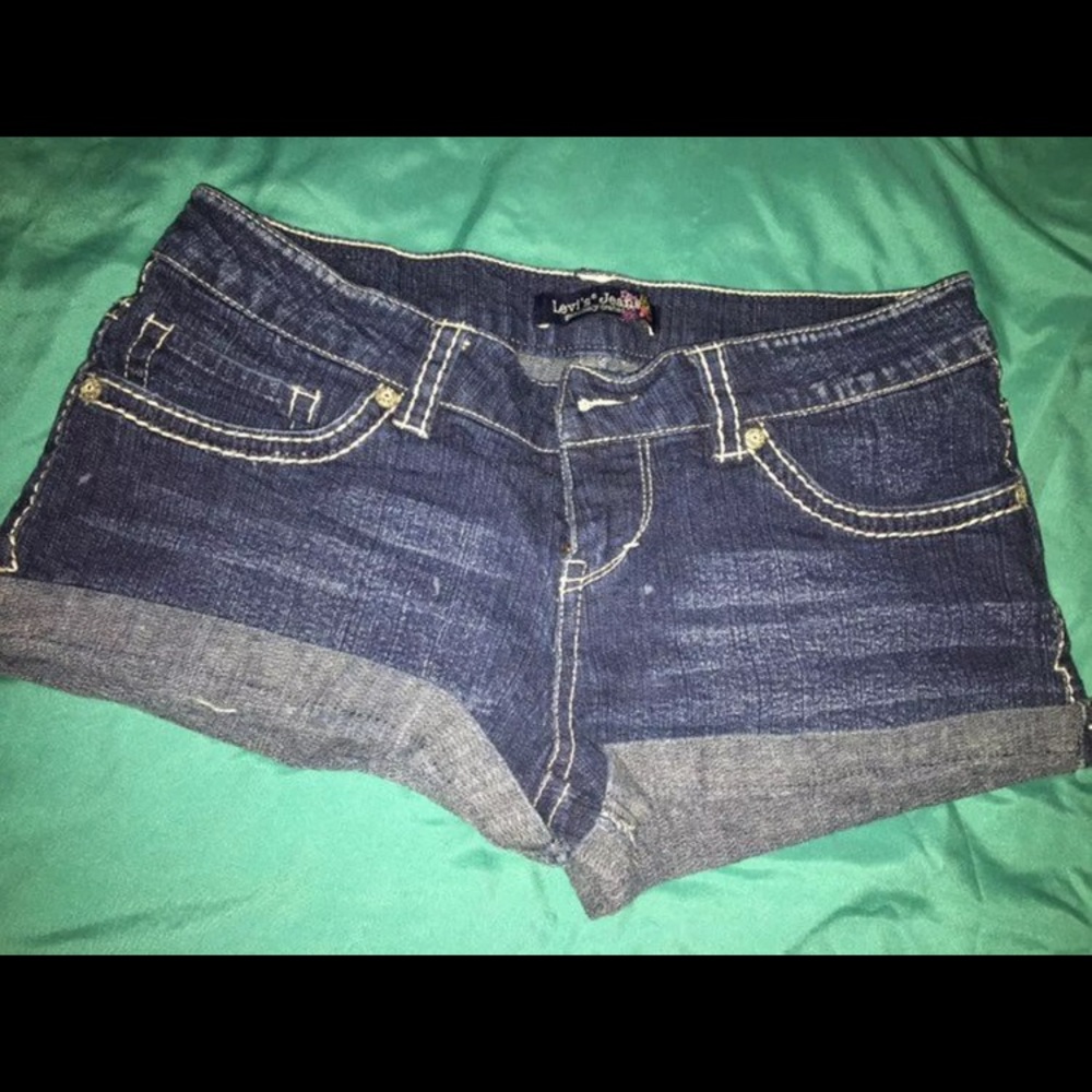Levi shorts