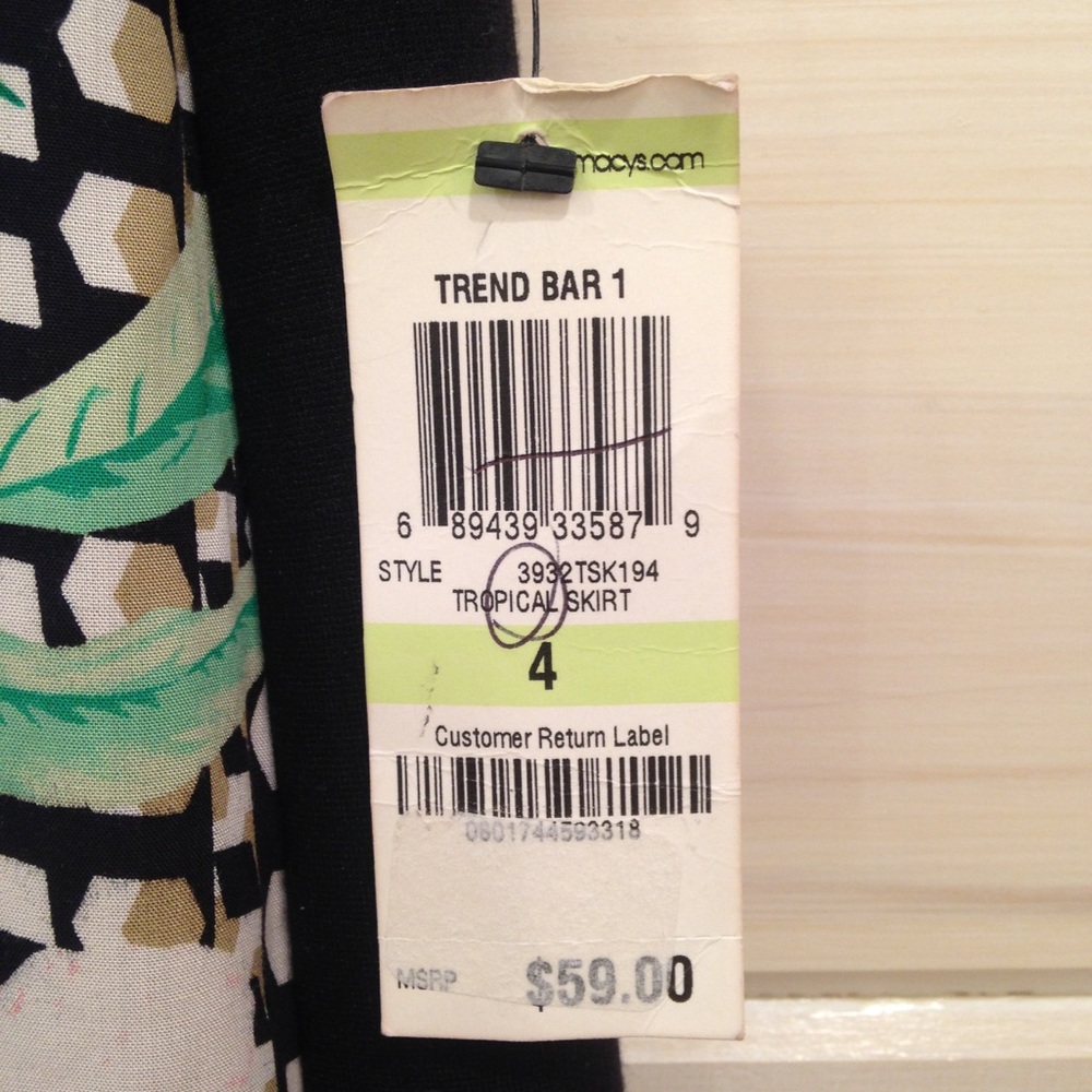 Tropical Floral Print Skirt - Picture 5 of 5