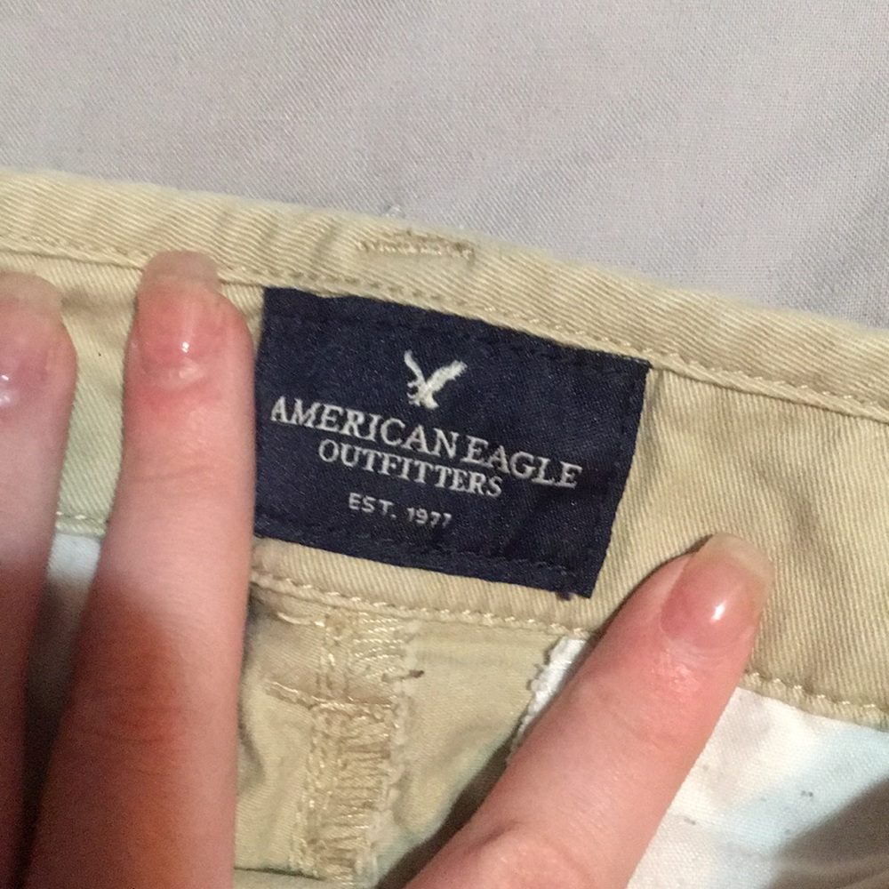 Shorts - Picture 3 of 4